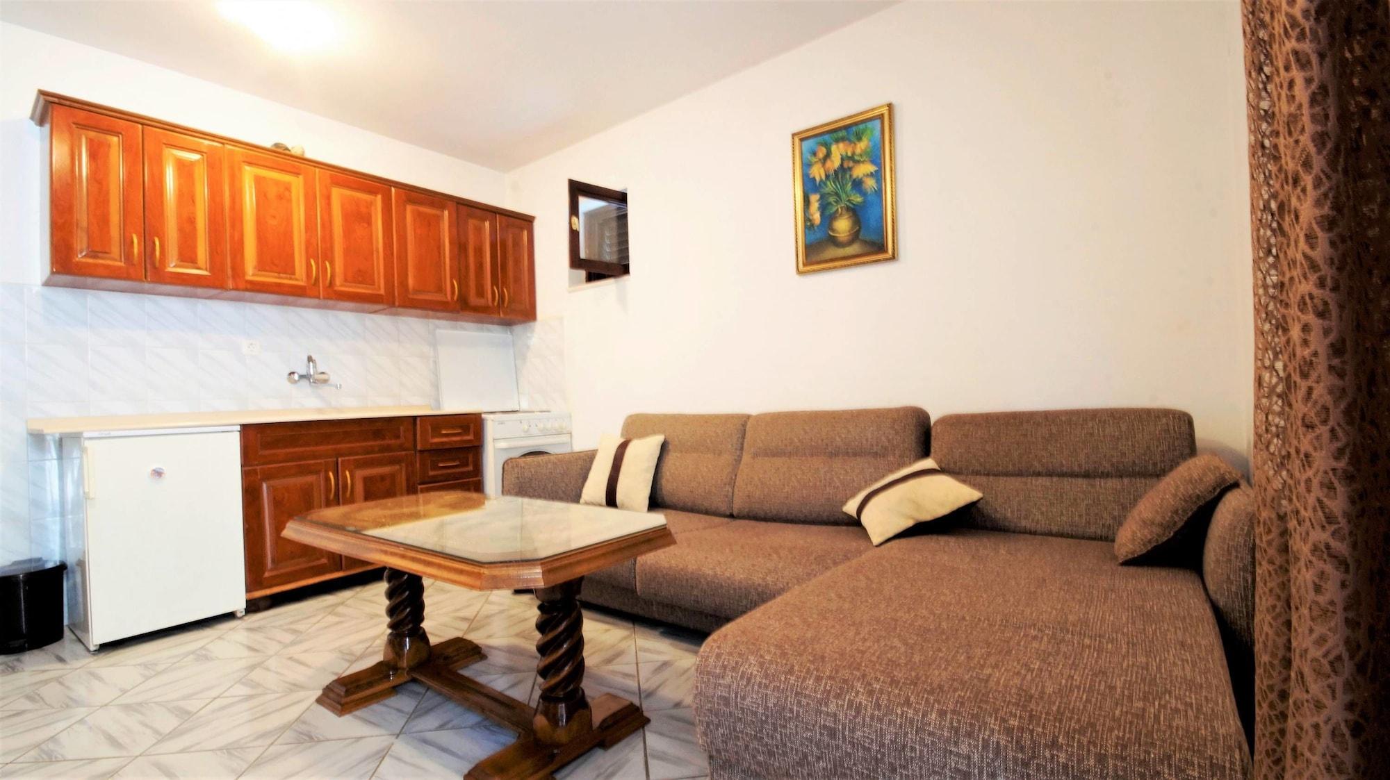Apartment Glomazic Budva Bagian luar foto