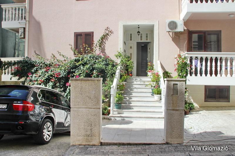 Apartment Glomazic Budva Bagian luar foto