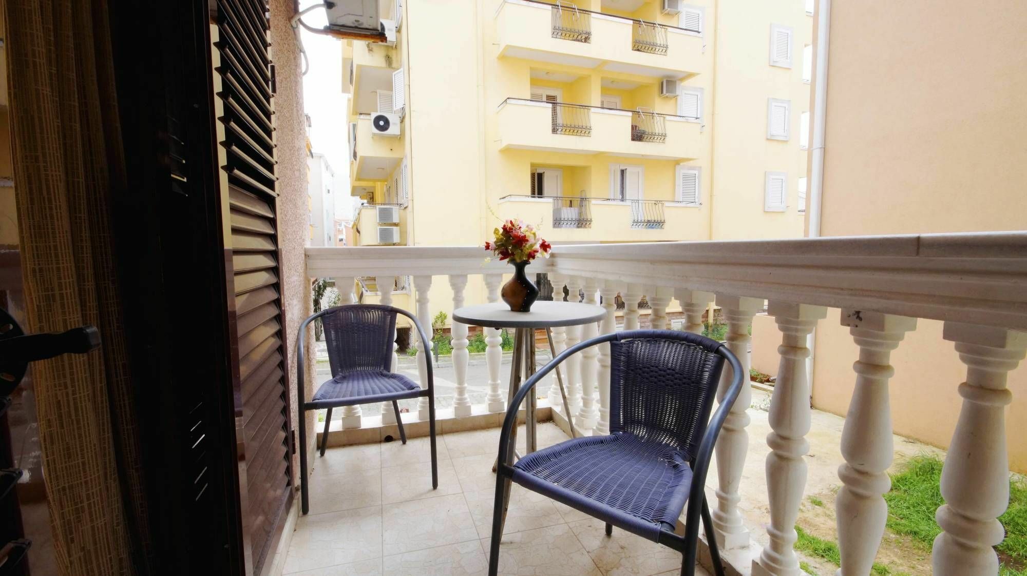 Apartment Glomazic Budva Bagian luar foto